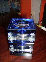 水晶笔筒 办公桌上的艺术与实用典范